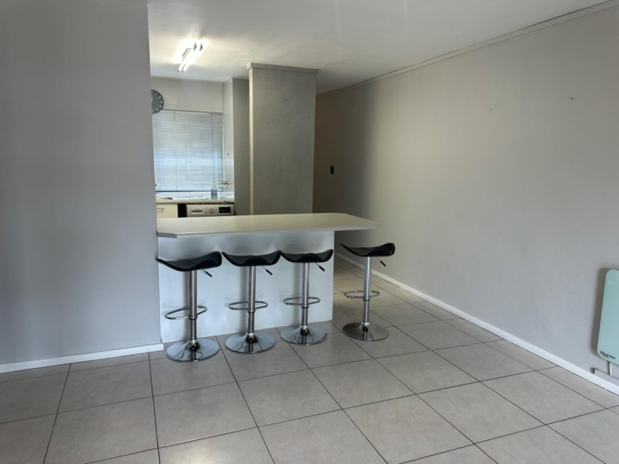 To Let 2 Bedroom Property for Rent in Kenridge Western Cape